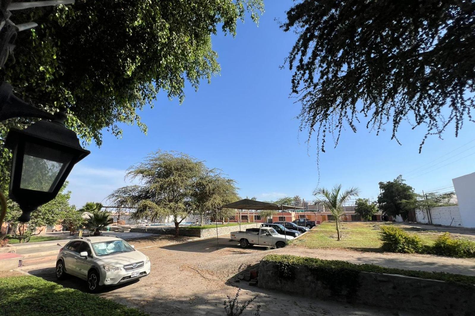 Hospedaje La Huega Ica Bagian luar foto